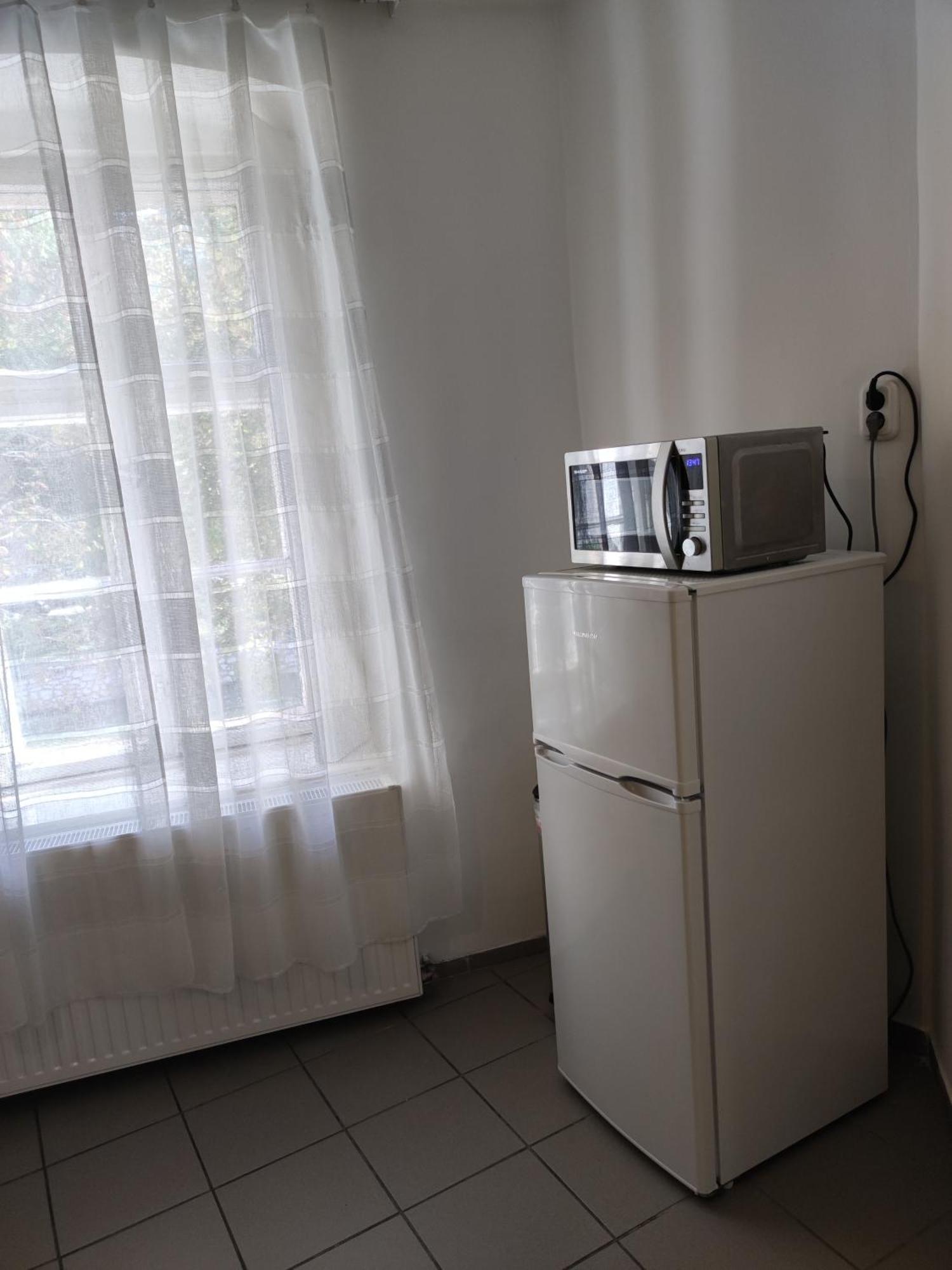 Varalja Vendeghaz Tata Exteriér fotografie